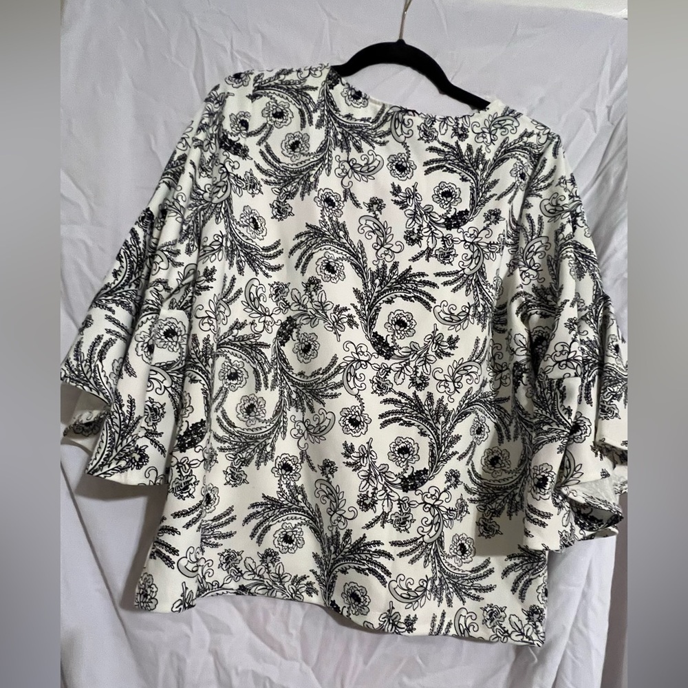 Worthington petite top